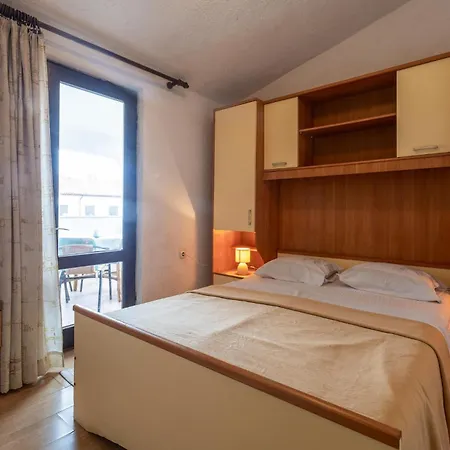 Appartamento Amazing In Cie965 *